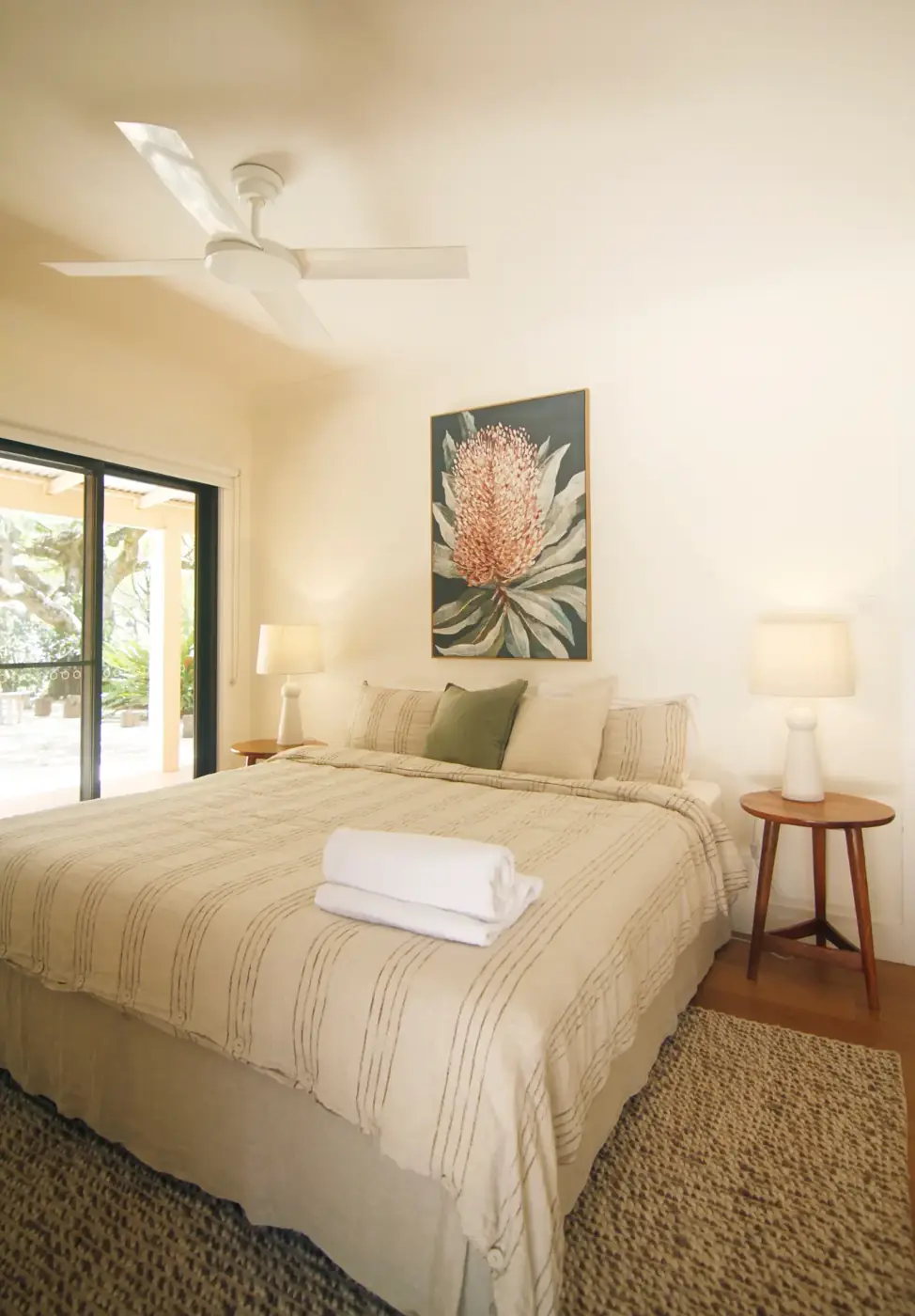 King bed solo occupancy room with private ensuite at The Slow Life Retreat